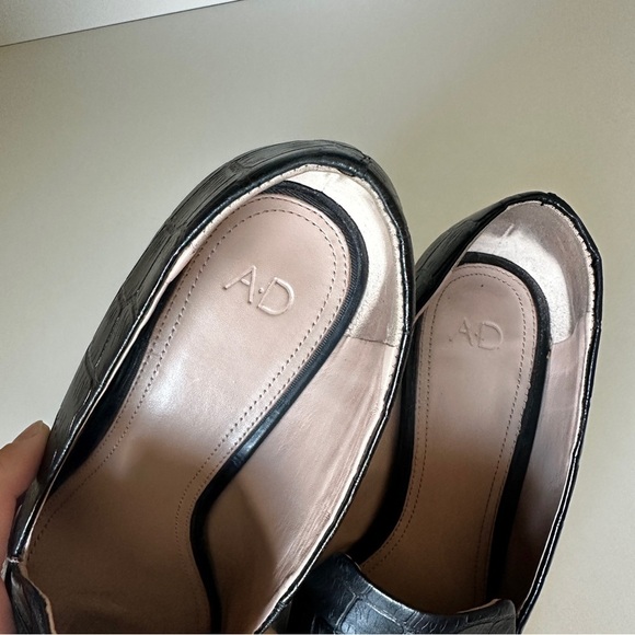 Ad & Daughter Esmea Black Croc-Embossed Leather Block Heel Pumps – Size 10 - Picture 9 of 12
